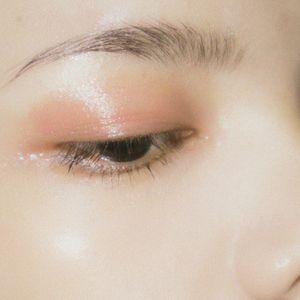 dewy makeup